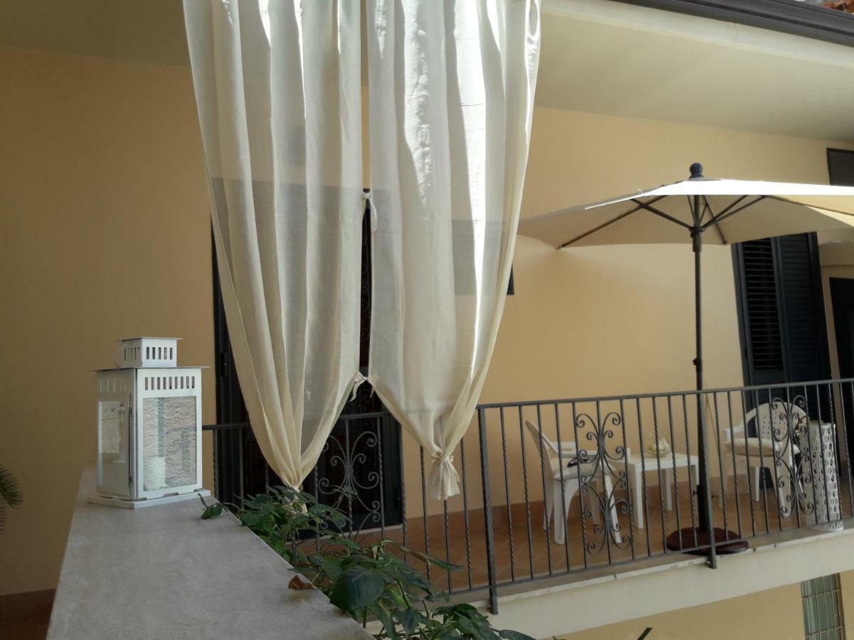 Residenza D'Epoca B&B Celeste Caserta Dış mekan fotoğraf